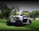 Airseekers Tron 机器人割草机采用 Air Vision 技术。(图片来源：Airseekers）