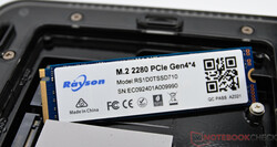 1-TB NVMe 固态硬盘
