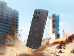 2025 Moto G100 在中国的售价约为 196 元。图为：手机宣传图。(图片来源：Lenovo - 编辑）