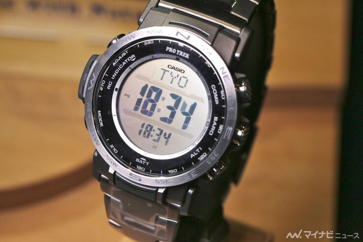 卡西欧 Pro Trek Lume Dial PRW-35TLD-7 手表。(图片来源：卡西欧）