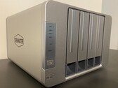 TerraMaster F4-423上手。快速的4盘NAS，具有诱人的价格性能比