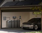 Anker 的 Solix Solar Bank Multisystem（如图）使用新的 Solix Power Dock。(图片来源：Anker）