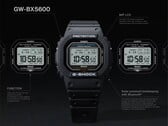 图中展示的是卡西欧 G-Shock GW-BX5600 手表，图注突出了其 MIP 液晶屏、两种字体样式、Tough Solar 太阳能供电、蓝牙连接以及 Multiband 6 无线电调时功能。