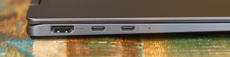 HDMI 2.1；2个USB Type-C与Thunderbolt 4，DisplayPort和PowerDelivery