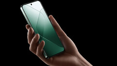 据报道,小米 15 将保持与小米 14 相同的小巧尺寸,但将内置更大的电池(图片来源:小米)