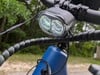 明亮的头灯