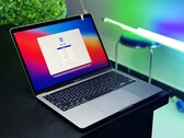 MacBook 应至少每 49 天重新启动一次。
