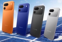 Tecno Spark 50 Pro 提供动感橙、午夜蓝、墨黑、钛灰（从左至右）以及云白（未展示）五种配色。