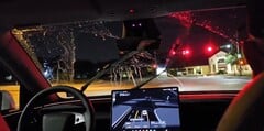 新款特斯拉 Model Y 雨刷清洁程序。(图片来源：@DirtyTesLa/X）