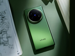 vivo X Fold5 应于下月初开始从进口商处发货。(图片来源：vivo）