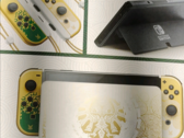 任天堂Switch OLED《塞尔达传说：王国之泪》版的图片在网上曝光（图片来自Reddit）