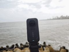 Insta360 X6