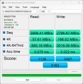 通过 USB4 检查 ADATA SE920 的性能
