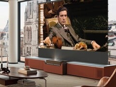 Awol Vision LuxVision 是该公司最新的旗舰级 4K 超短焦投影仪。
