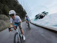 大疆创新的 Avata 360 以 Avata 2 为基础，配备了创新的 360 度相机硬件。(图片来源：Igor Bogdanov 提供）