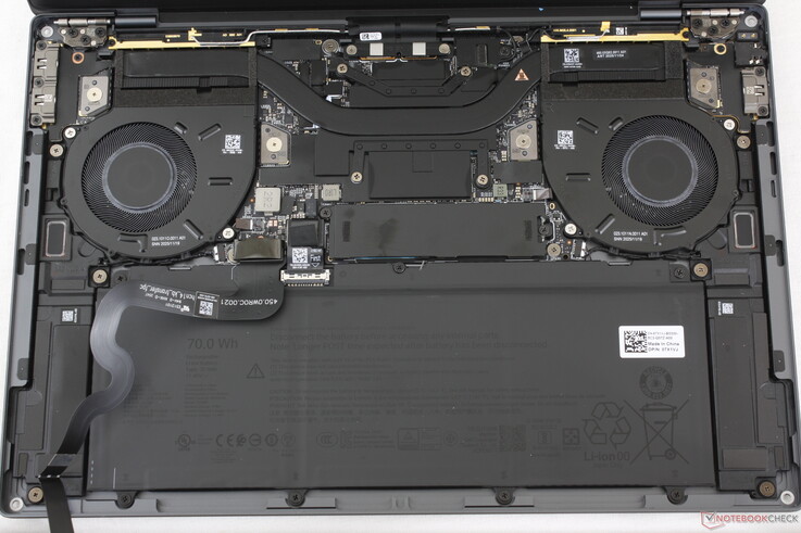 酷睿 Ultra 7 和酷睿 Ultra X7 SKU 之间无重大内部差异