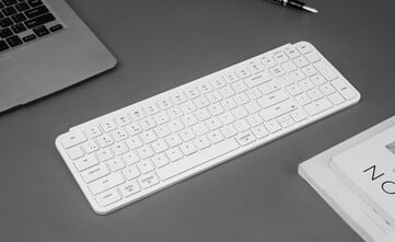 Keychron B2 Pro 键盘象牙白配色。(图片来源：Keychron）