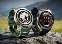 OnePlus Watch 4 采用钛金属表壳，正面为蓝宝石玻璃。