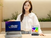 预计各大品牌将于今年晚些时候推出通过VESA DisplayHDR True Black 1400认证的笔记本电脑。