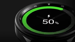 Galaxy 充电器上的手表。(来源:三星)