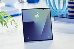 Galaxy Z Fold 7,这是三星下一代折叠屏手机的前代机型。