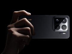 小米 15S Pro 在 Giztop 上的起售价为 949 美元。图为：手机。(图片来源：小米）