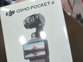 Osmo Pocket 4 还有一个旋转取景器。