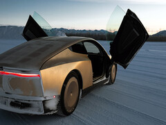 特斯拉 Cybercab 冬季测试。