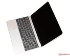 12 英寸 MacBook 仍是有史以来最轻的 MacBook。