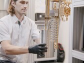 用于真实世界量子计算应用的亚马逊 Ocelot 芯片现已上市（图片来源：亚马逊新闻）
