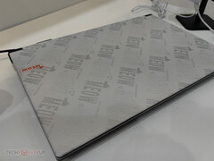 多彩在 2024 年台北国际电脑展上展示 Colorfire MEOW 游戏笔记本电脑（图片来源：TechPowerUp）