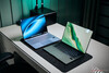 Honor MagicBook Art 14（绿色）对比华为 MateBook X Pro 2024（蓝色）