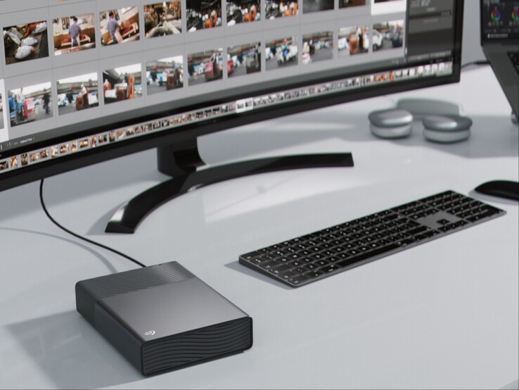 Seagate One Touch 宣传图片。