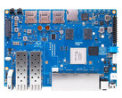 BPI-R4 有大量连接选项，可用作 DIY 路由器。(图片来源：Banana Pi）