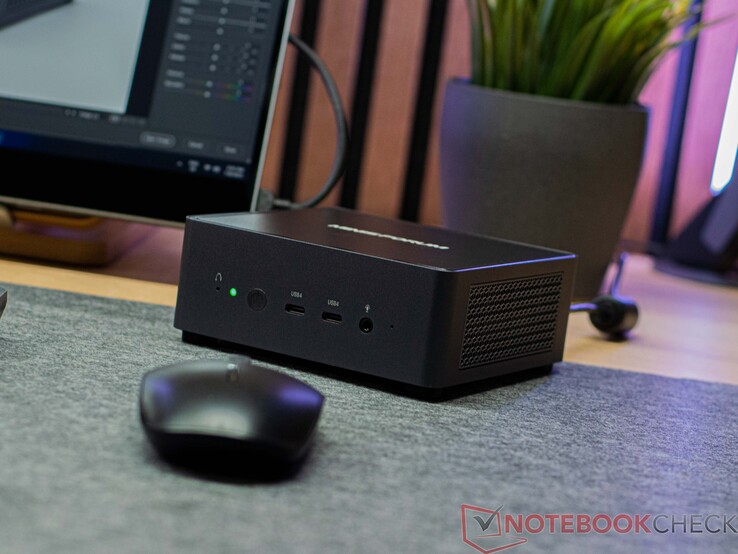 Minisforum Venus 系列 UM790 Pro Minisforum Venus 系列 UM790 Pro