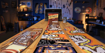 E1 UV 打印机可打印长达 10 米的材料。