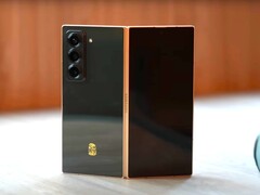 根据来自业界的信息,三星预计Galaxy Z Fold 7 和Galaxy Z Flip 7 的需求量将非常低。(图片来源:Ben's Gadget Reviews)