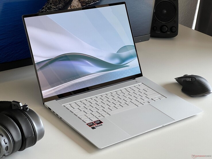 华硕 ZenBook S 16 OLED 华硕 ZenBook S 16 OLED