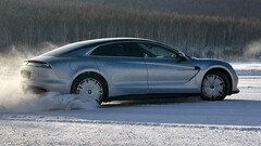 U7 轿车正在严寒中进行测试（图片：比亚迪）
