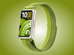 带有官方织物表带的华为手环 11 Pro。