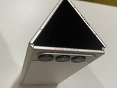魅族终极 G 折叠概念机。(图片来源：GSMArena）