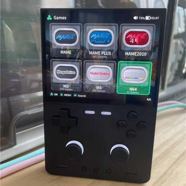 (图片来源：Jutleys of RG Handhelds via RetroDeadFred）