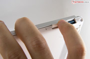 Regrettably, no standard-sized SD cards are read, e.g. for cameras. Only micro SD cards, e.g.  for smartphones