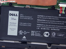 戴尔为Venue 11 Pro配备了38Wh的锂离子电池。