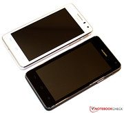 The G600 (white) and G615 (black) not only look a lot alike from the front...