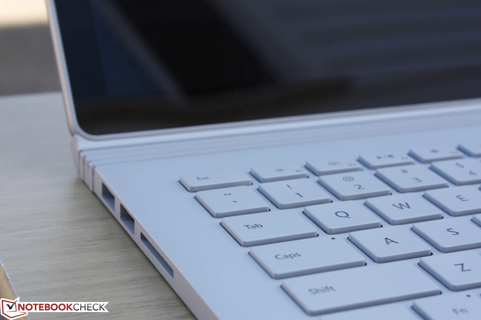 微软surface book (core i5, nvidia gpu) 笔记本电脑简短评测 - note