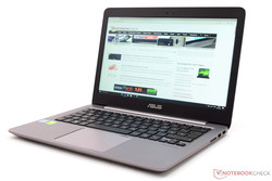 In review: the Asus Zenbook UX310UQ-GL011T. Test model provided by Asus Germany.