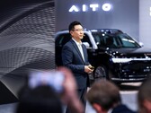 Seres 公司总裁向全世界介绍 Aito。(图片来源：Seres）