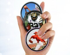 智能视频徽章旨在通过圆形显示屏使经典徽章现代化。