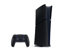 午夜黑配色的 PS5。
